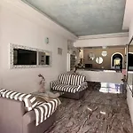Strand Hotel 3*
