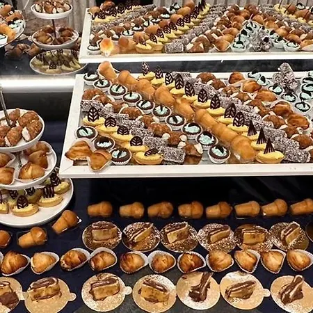 酒店 Strand Hotel 加比切马莱