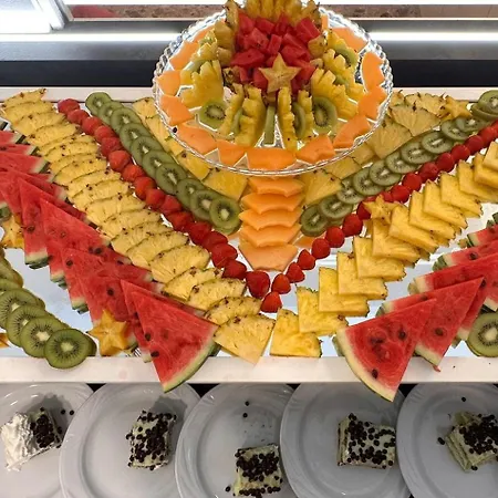 酒店 Strand Hotel 3*