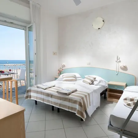 호텔 Strand Hotel