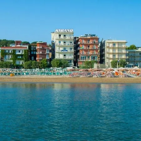 Hotell Strand Hotel Gabicce Mare