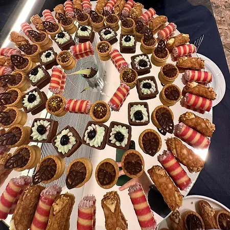 Strand Hotel Отель Габичче-Маре