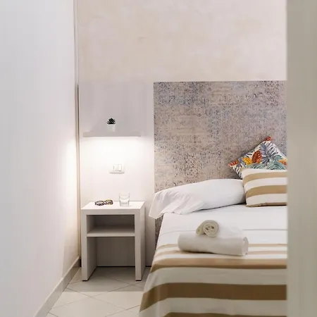 Strand Hotel 3*