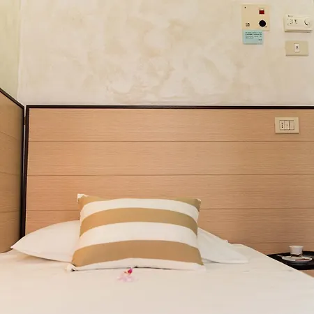 Strand Hotel