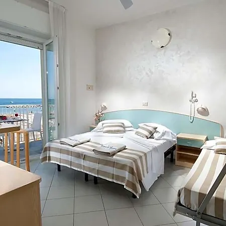 Strand Hotel